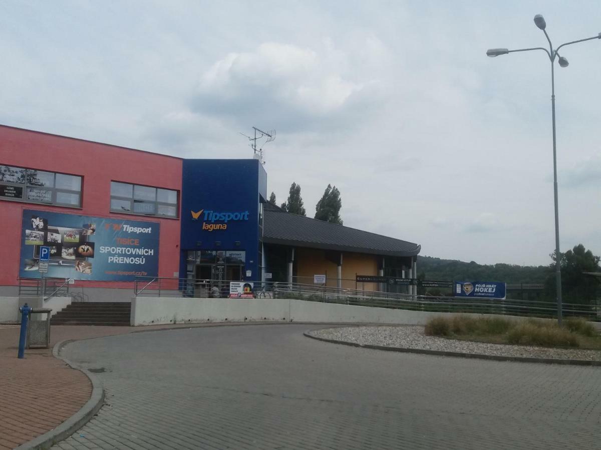 Apartment 3Kk De Luxe Бероун Екстериор снимка